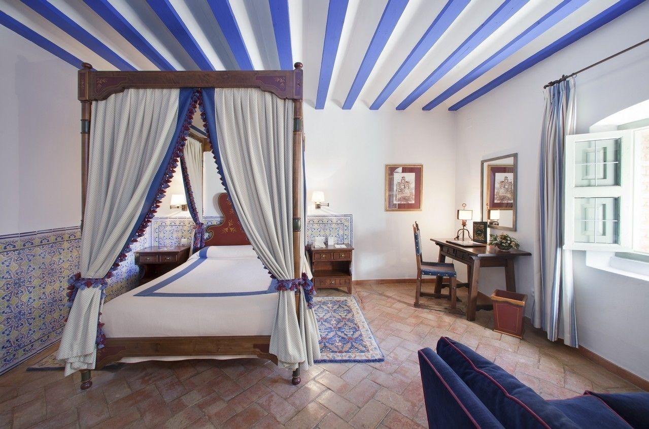Parador De Almagro Exterior photo